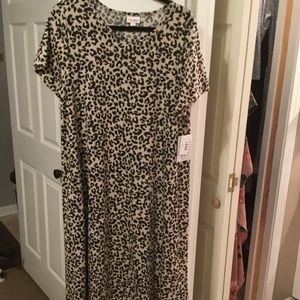 New with tags Lularoe XL Leopard print Carly